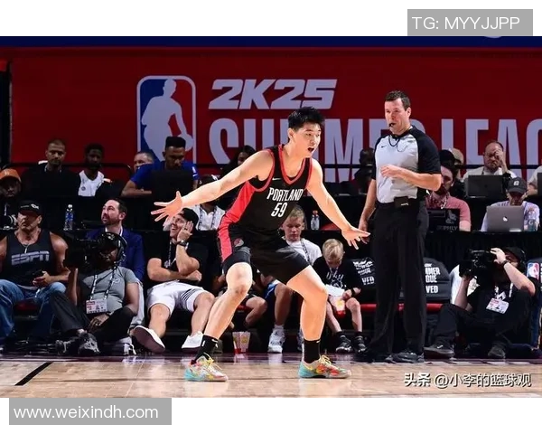 2009年NBA季后赛火箭对决开拓者第一场精彩回顾与高清集锦分析